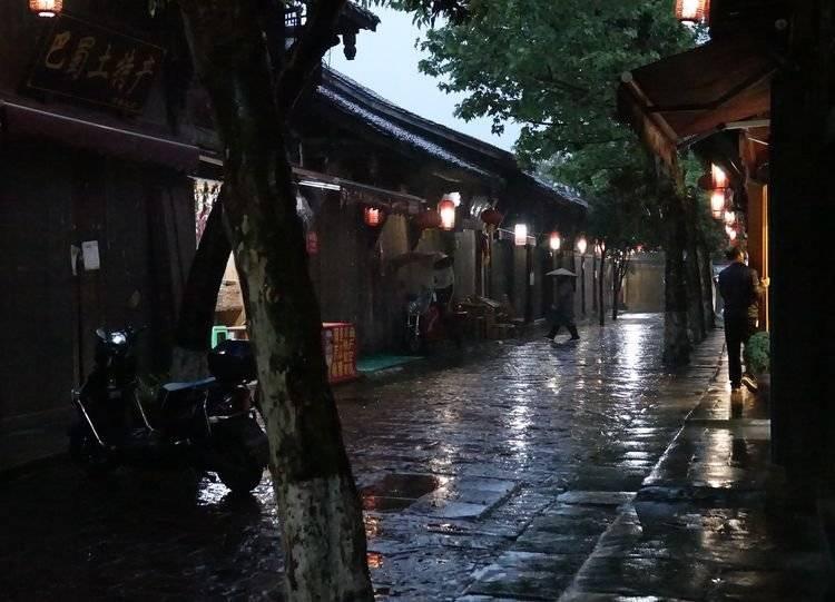 第一视角丨奋勇作为，抓实见效——全区各街镇传达学习区委六届六次全体会议暨区委经济工作会议精神（三）